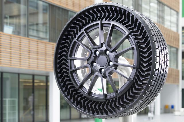 michelin-uptis-1.jpeg