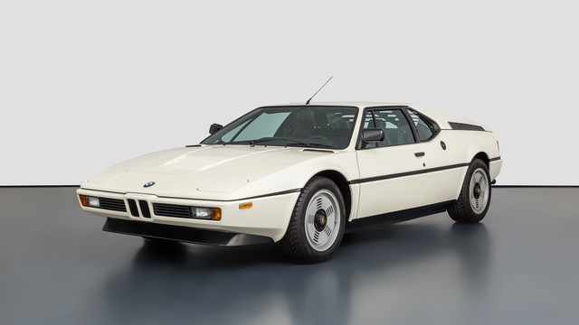 bmw_m1-10_0.jpg
