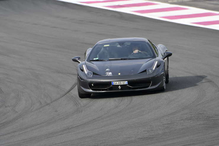458 Grise_2.jpeg