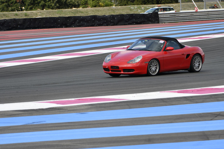 911 Cab Rouge_3.jpeg