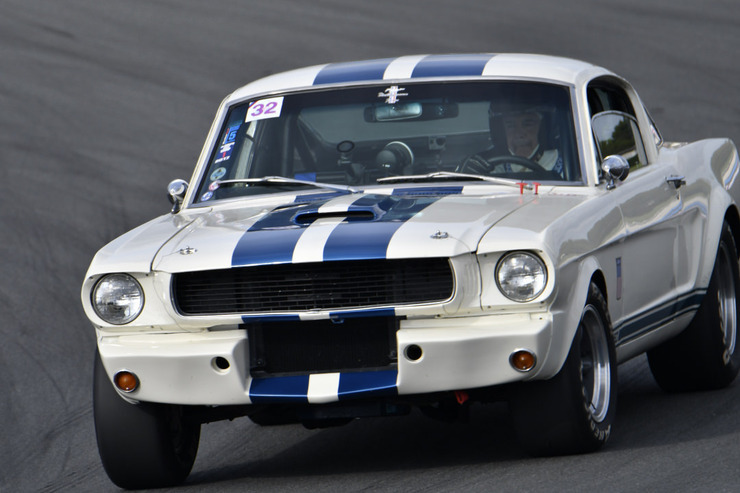 Ford Mustang_2.jpeg