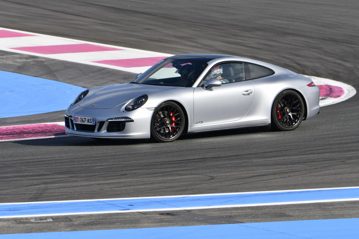 911 GTS Grise_2.jpeg