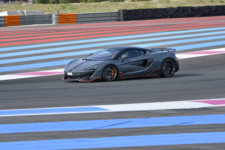 600LT_2.jpeg