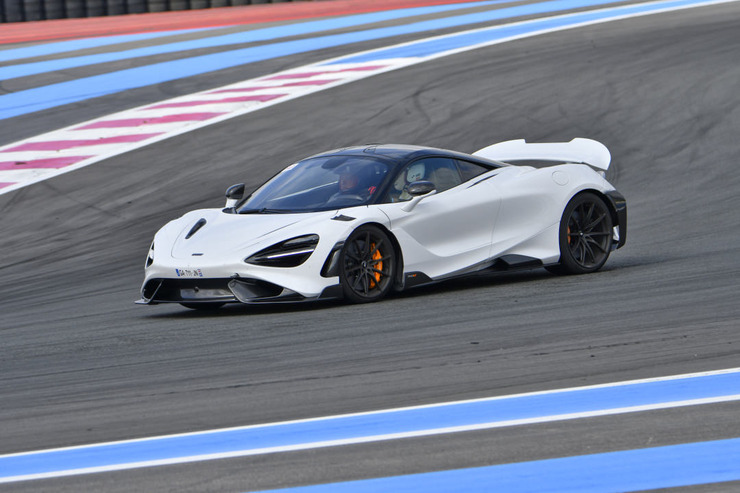 765LT_4.jpeg