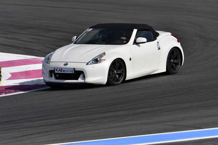 Nissan 370Z Cab_1.jpeg