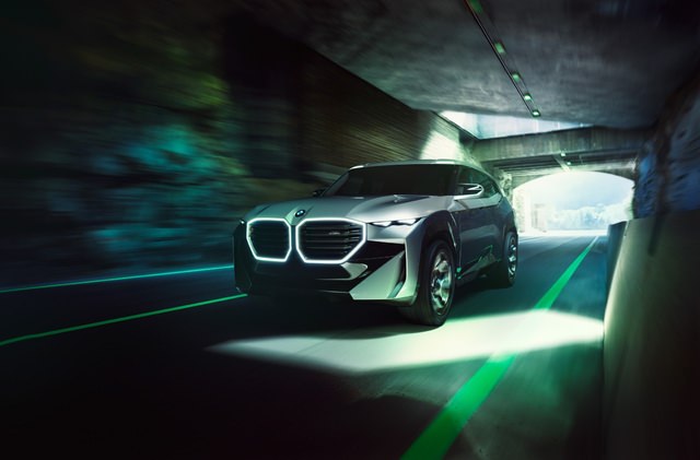 bmw-concept-xm-g09-P90445512.jpg
