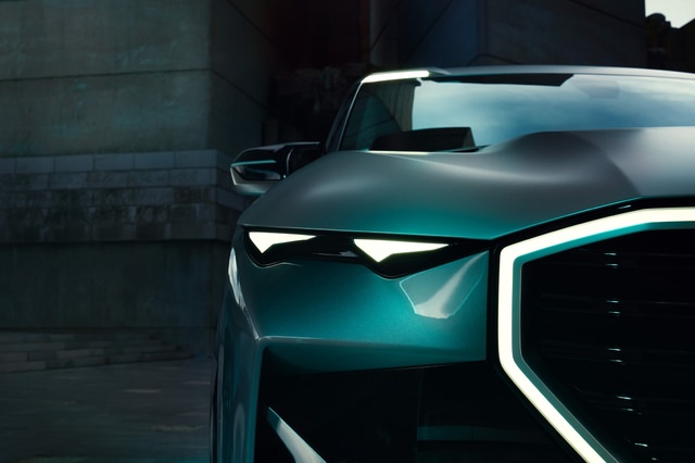 bmw-concept-xm-g09-P90445524.jpg