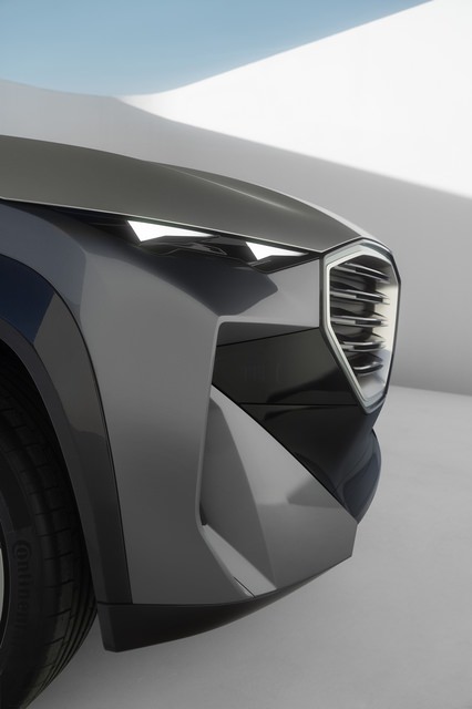 bmw-concept-xm-g09-P90445545.jpg
