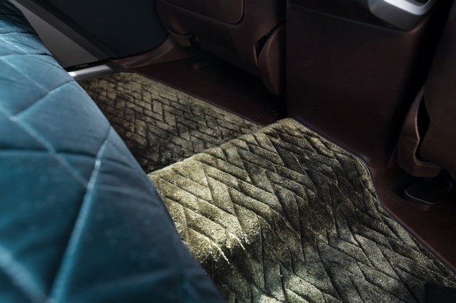 bmw-concept-xm-g09-P90445553.jpg