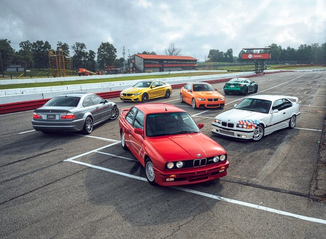 bmw-m-party-web-1633453475.jpg