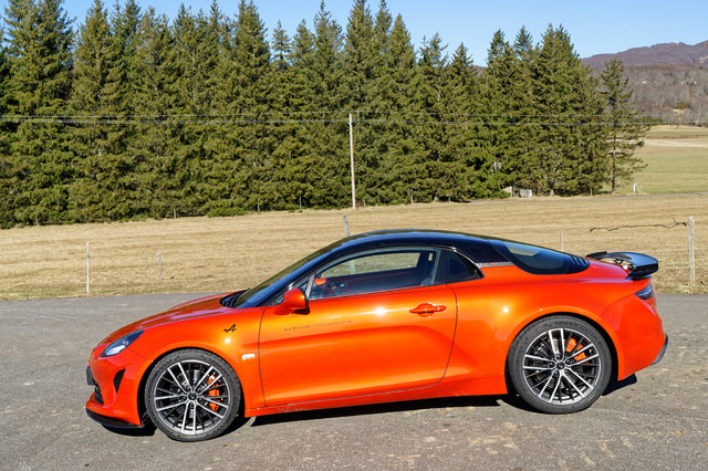 alpine-a110-s-ii-orange-feu-1887.jpg
