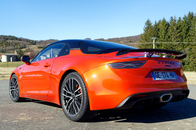 alpine-a110-s-ii-orange-feu-1888.jpg