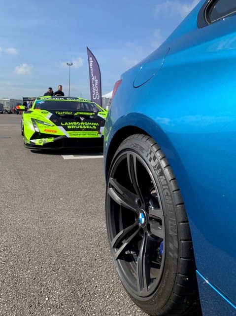 M2 et lambo cicuit de Croix.JPG