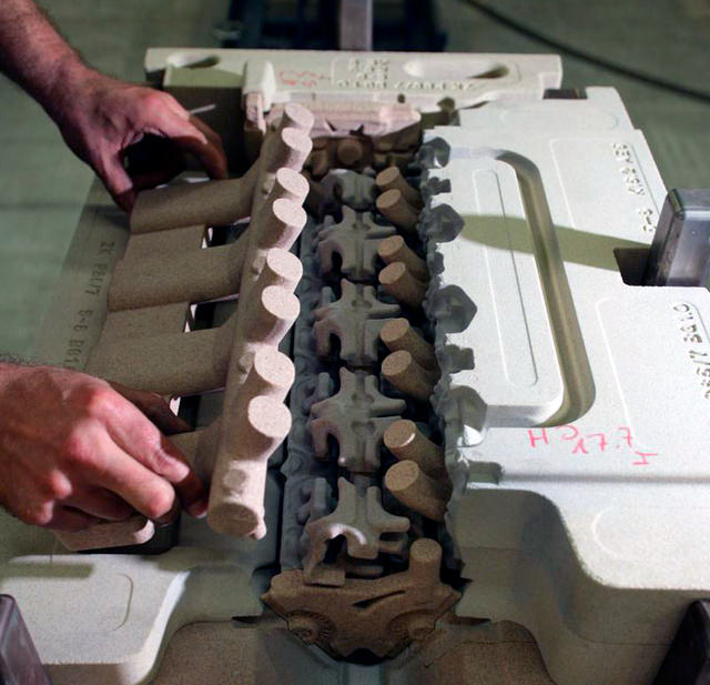 Cylinder-head-core-package.jpg