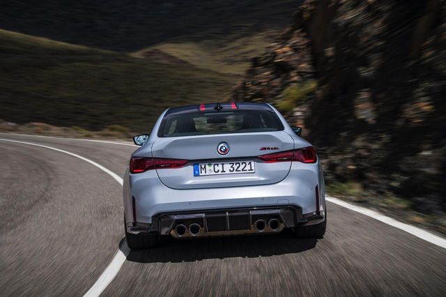 hd-bmw-m4---les-photos-de-la-très-sportive-variante-csl-2022.jpg