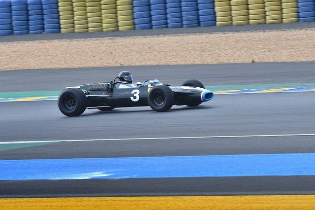 486836524_web-20220430-ClassicDays-LeMans(574)-R.thumb.jpg.eb72faa623211b5c6226db606e519ad4.jpg