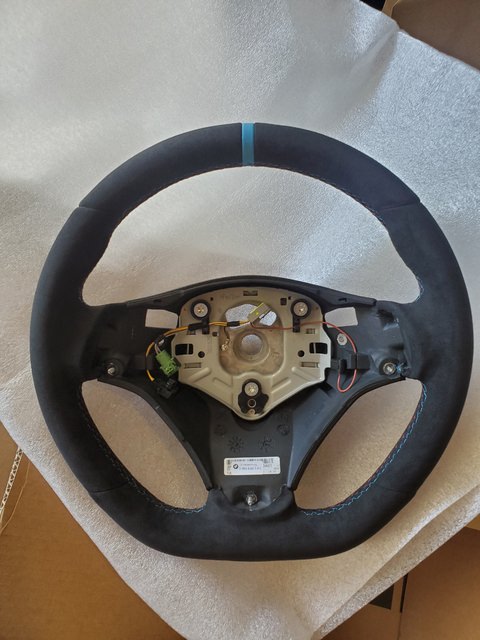 volant M3.jpg