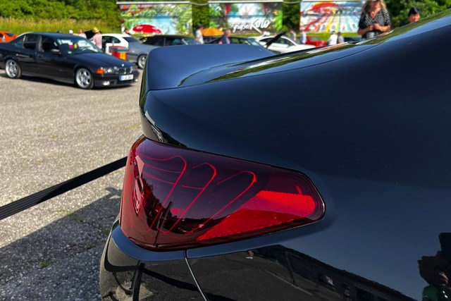 BMW-M4-CSL-G82-Schwarz-Live-Fotos-05.jpg