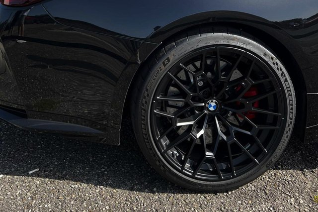 BMW-M4-CSL-G82-Schwarz-Live-Fotos-12.jpg