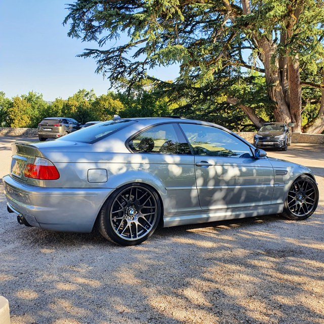 974255370_BmwM3latraldroit.thumb.jpg.4aabc2ac733ca815c60992de430c0b79.jpg