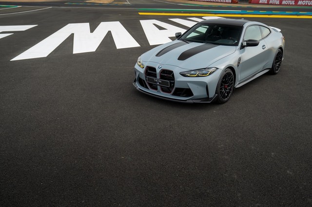 bmw-m4-csl-grey-01.jpg