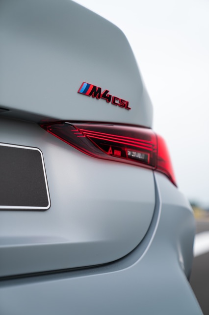 bmw-m4-csl-grey-16.jpg