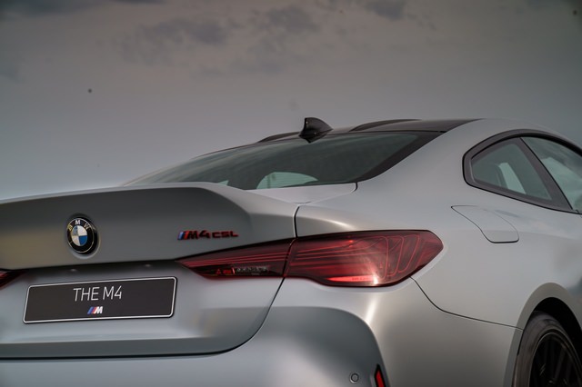 bmw-m4-csl-grey-30.jpg