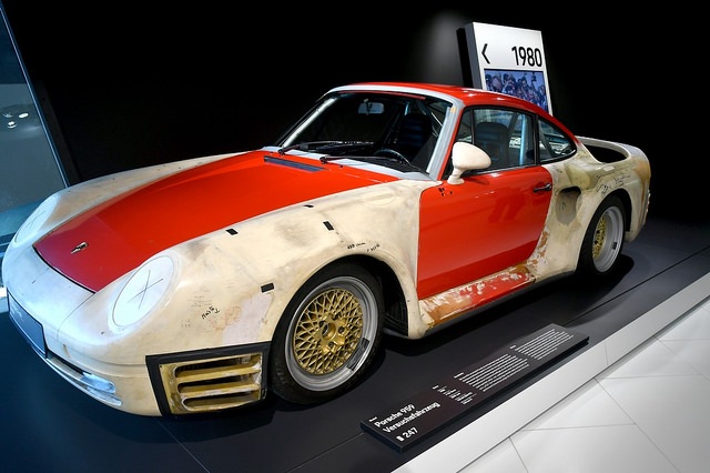1500838661_20220810-Zuffenhause-1-Porsche(159).thumb.jpg.cc69b72f605800e2cd4a6f5a39b04121.jpg