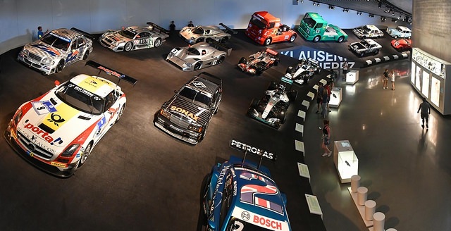 1742439922_20220809-Stuttgart-3-Mercedes(140)_stitch.thumb.jpg.c94f71356bc66034fcd0763a6fae254a.jpg