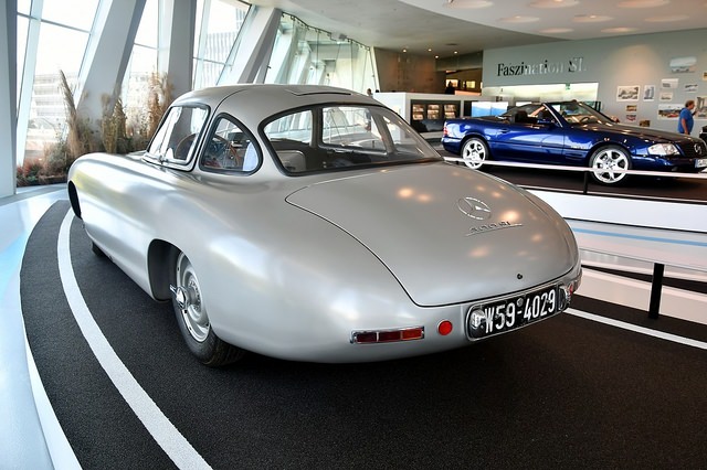 177746042_20220809-Stuttgart-3-Mercedes(129).thumb.jpg.97b8e97da7f847549ef03c445f047205.jpg