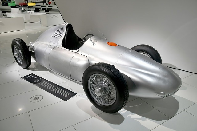 1793286777_20220810-Zuffenhause-1-Porsche(24).thumb.jpg.5fcc1b7cdf0b580e3c8807d69d800043.jpg