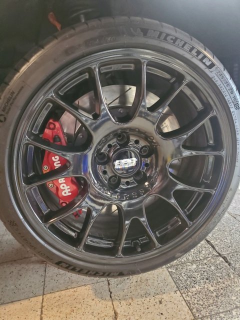 AP racing M3.jpg