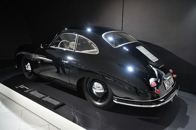 1862855438_20220810-Zuffenhause-1-Porsche(44).thumb.jpg.04bf96780369066ed9deef14973bd5ef.jpg