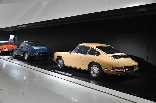 2034692502_20220810-Zuffenhause-1-Porsche(106).thumb.jpg.d1515126065c925b00ca3d3225b14c60.jpg