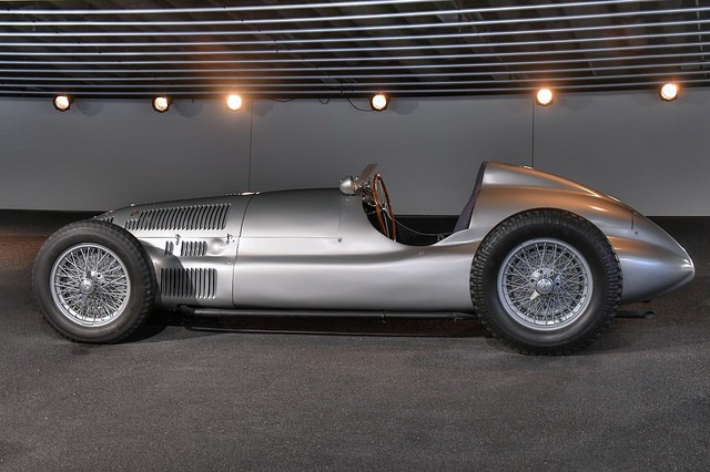 471044933_20220809-Stuttgart-3-Mercedes(164)-HDR.thumb.jpg.c03c140df49f80d097b53a51f6bbd40d.jpg