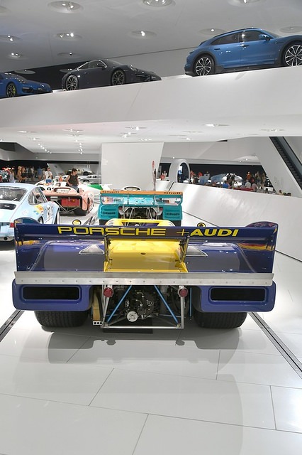 771993876_20220810-Zuffenhause-1-Porsche(135).thumb.jpg.cd2358de137813eceb78dfa3d5ec4f5a.jpg