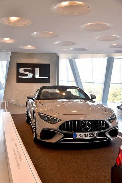 898780969_20220809-Stuttgart-3-Mercedes(130).thumb.jpg.0f2e496f4c56605193a1c85430286a58.jpg