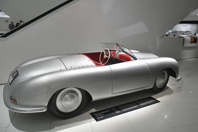 951899265_20220810-Zuffenhause-1-Porsche(32).thumb.jpg.c920d8d6b20eba0841917f1bf2a38b87.jpg