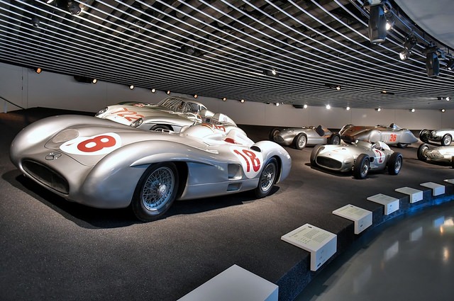 968997984_20220809-Stuttgart-3-Mercedes(156)-HDR.thumb.jpg.aa2df6f57b33c3bd9d5f2c6f712a77e1.jpg
