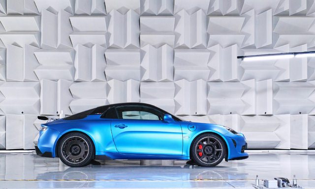 Nouvelle Alpine A110 R (12).jpg
