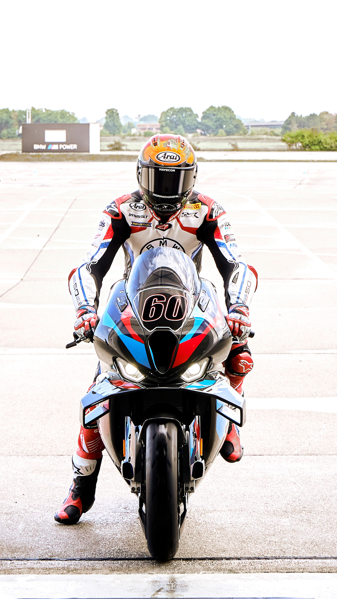 BMW M 1000 RR - Scène