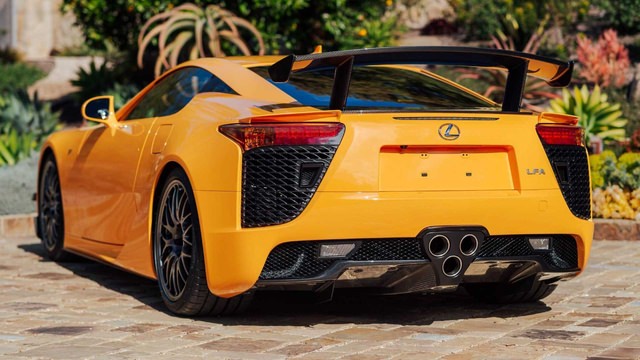 lexus-lfa-nurburgring-all-asta.jpg