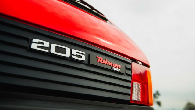 tolman-edition-peugeot-205-gti11.jpg
