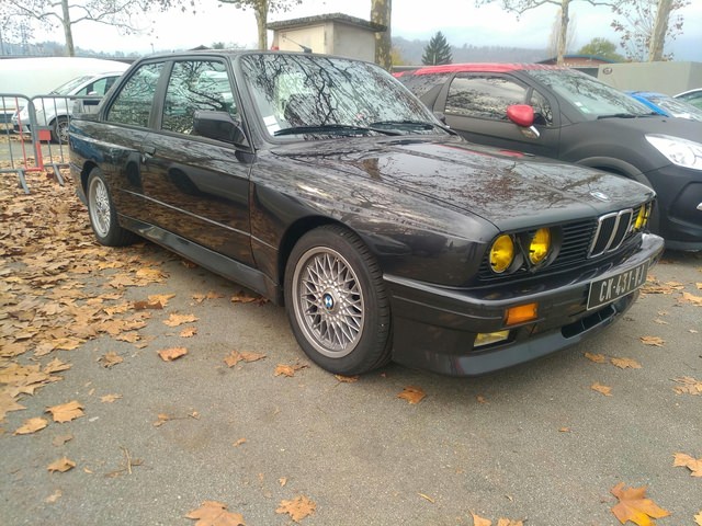 m3 e30.jpg