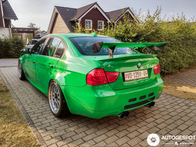 bmw-m3-e90-sedan-2008-c265810082020232458_8.jpg