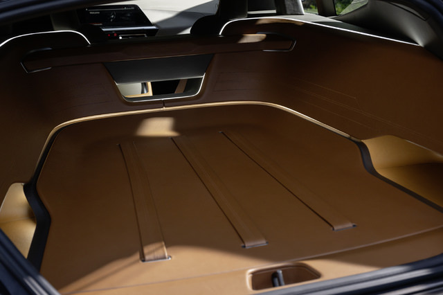 P90505548_highRes_bmw-concept-touring-.thumb.jpg.0d6441fac7b4af40a06a4001a49b69f4.jpg