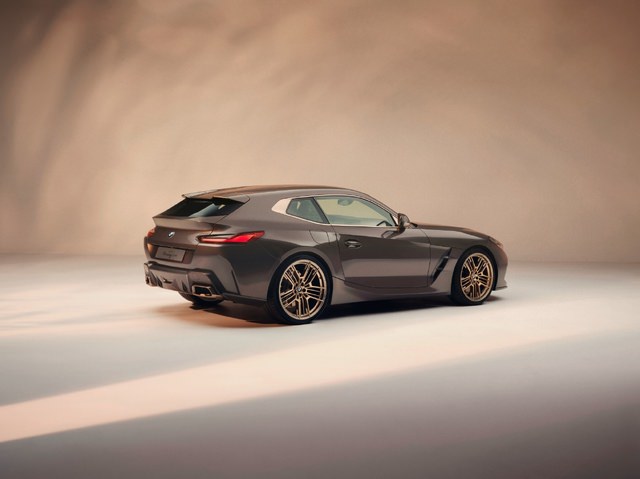 P90505678_lowRes_bmw-concept-touring-.thumb.jpg.5479545047c74613ebc094f04276ea99.jpg