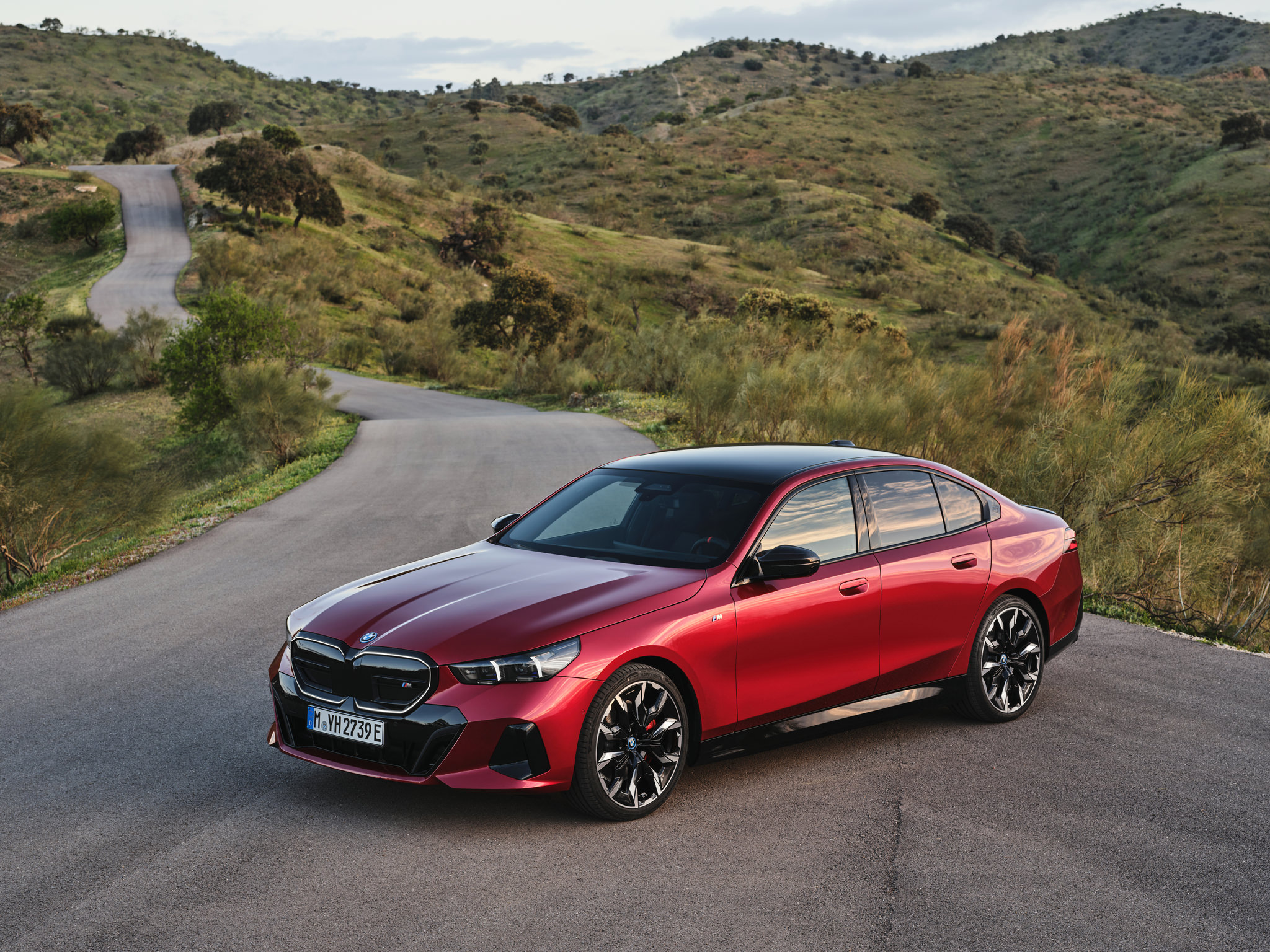 BMW i5 M60 xDrive (G60) - Studio, plans fixes, gros plans et intérieurs