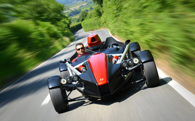 ARIEL ATOM 4 - 003 - L.jpg