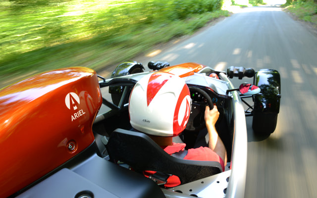 ARIEL ATOM 4 - 005 - L.jpg